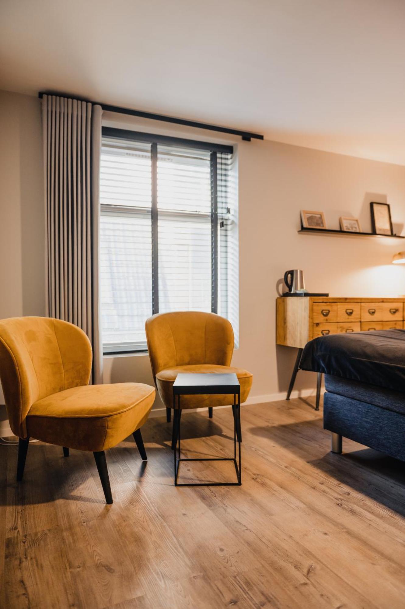 Hotel De Jonge 4*
