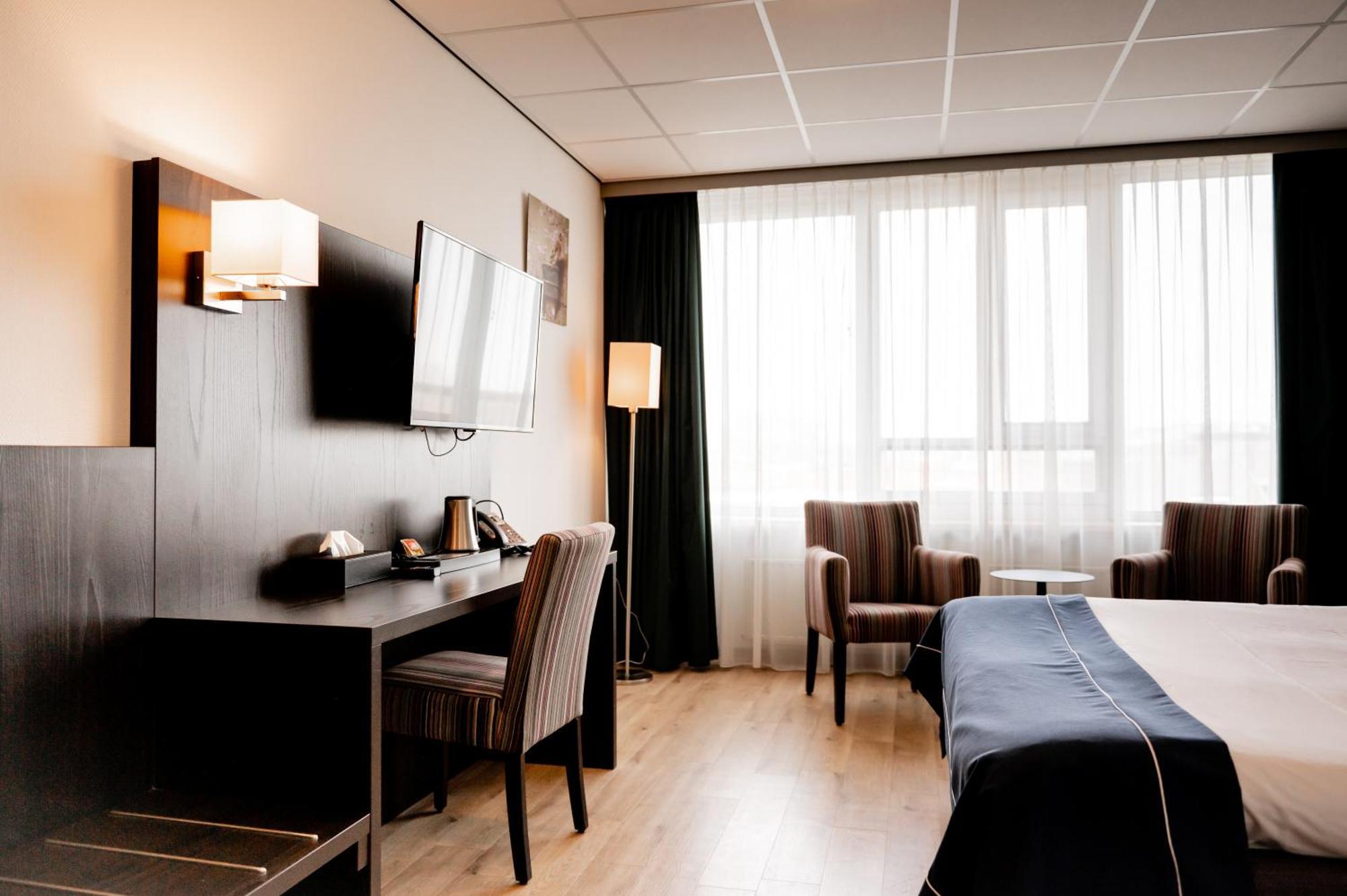 De Jonge 4* Assen